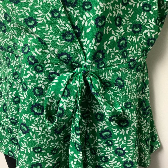 Monteau Top - Picture 6 of 7